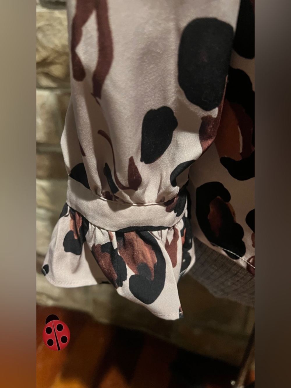 Eloquii Multicolor Abstract Print Blouse in Cream, Black and Brown Size 14 - Picture 5 of 6